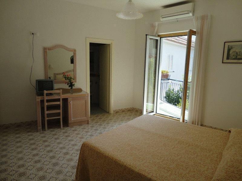 Hotel Candia Casamicciola Terme Екстер'єр фото