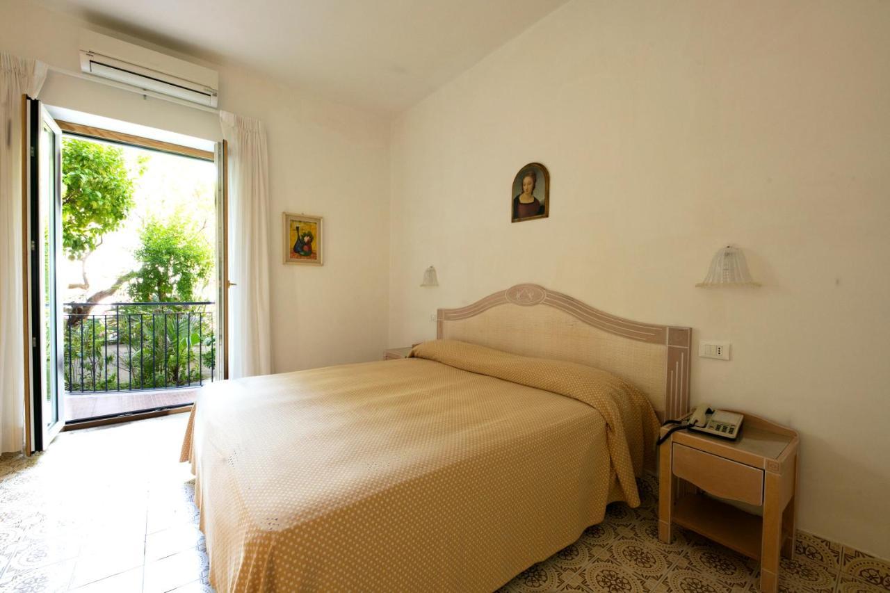 Hotel Candia Casamicciola Terme Екстер'єр фото