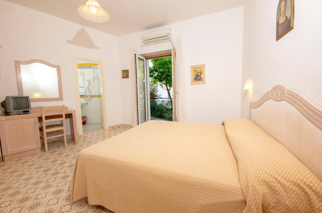 Hotel Candia Casamicciola Terme Екстер'єр фото